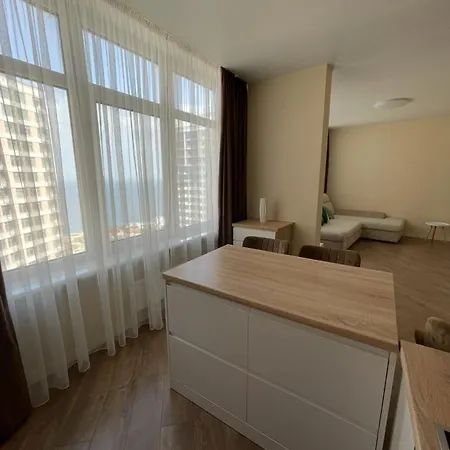 Near The Se, Kamanina *